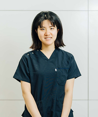 歯科医師　加藤 美帆